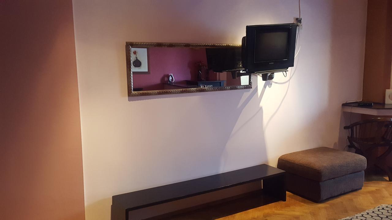Hospitality Centrum - Magheru Bukarest Exteriör bild